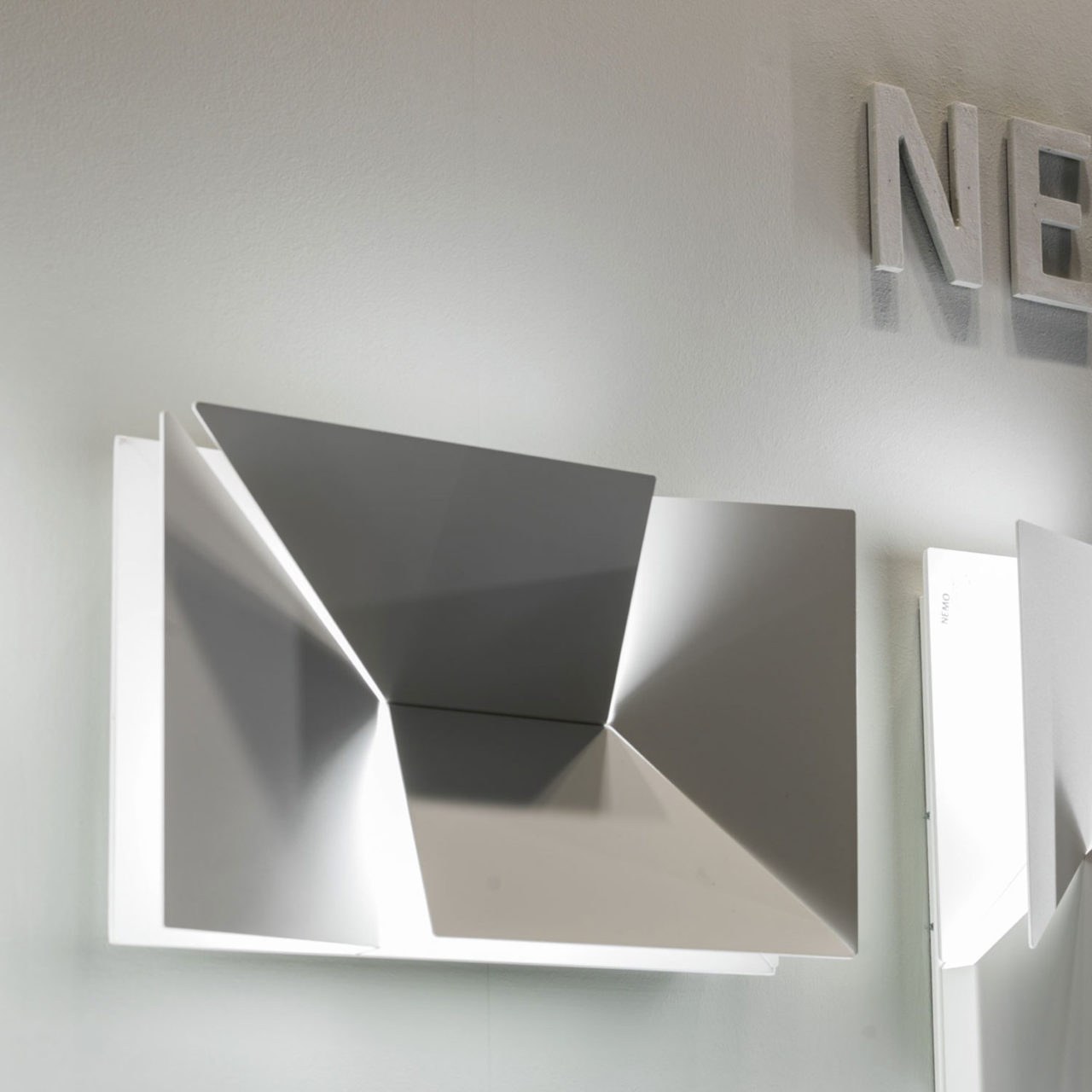 Wall Shadows Moyen Lamp by Nemo Lamps